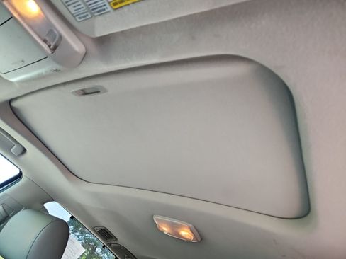 Used 2013 Toyota Sequoia Limited AWD/4WD image 33