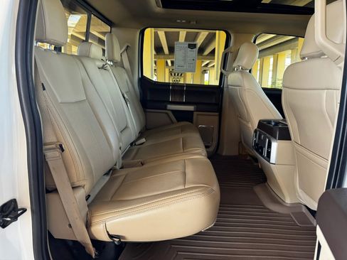 Used 2020 Ford F150 Lariat image 28