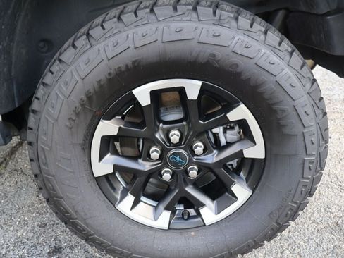 Used 2024 Jeep Wrangler Unlimited Rubicon 4xe AWD/4WD image 11