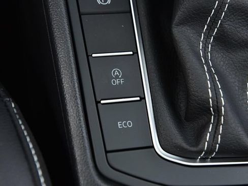 New 2026 Volkswagen Jetta SE FWD image 18