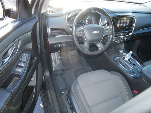 Used 2019 Chevrolet Traverse LT w/ LPO, Floor Liner Package image 10