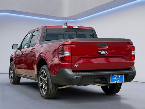 Used 2025 Ford Maverick Lariat w/ 4K Tow Package image 6