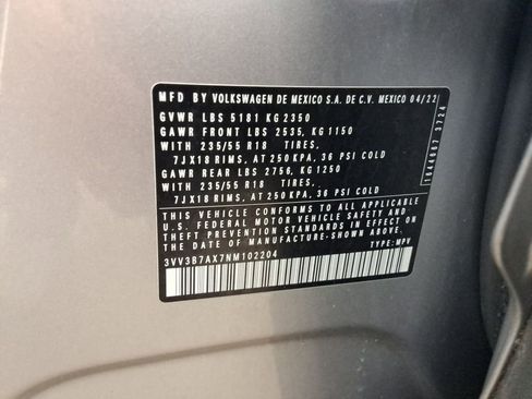 Certified 2022 Volkswagen Tiguan SE image 29