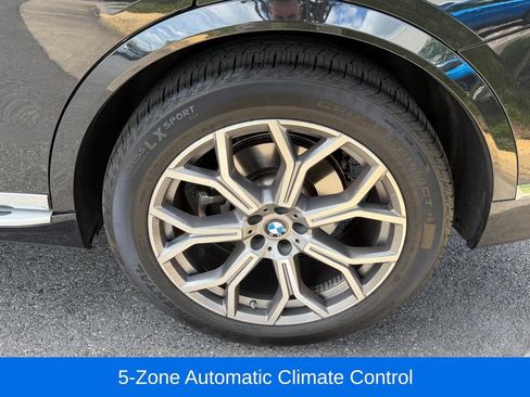Used 2026 BMW X7 xDrive40i AWD/4WD image 14