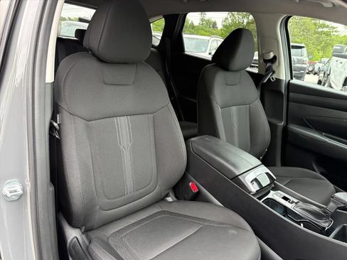 Used 2025 Hyundai Tucson SEL FWD image 19