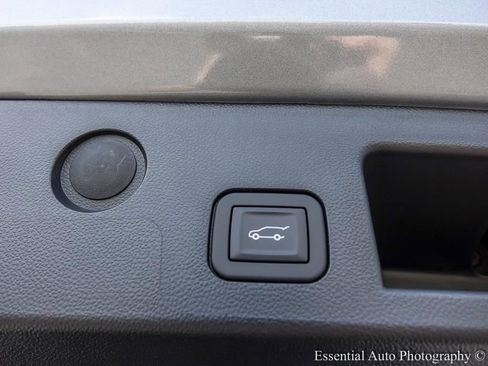 New 2026 GMC Terrain Elevation w/ Elevation Premium Package image 24