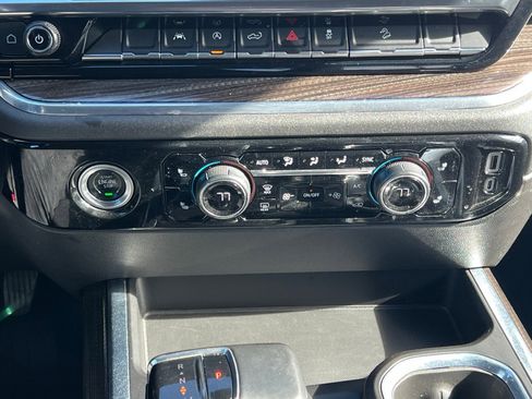 Used 2023 Chevrolet Silverado 1500 LT Trail Boss w/ Protection Package image 31