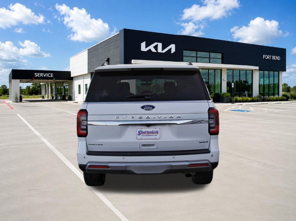 Used 2023 Ford Expedition Max Limited RWD image 6
