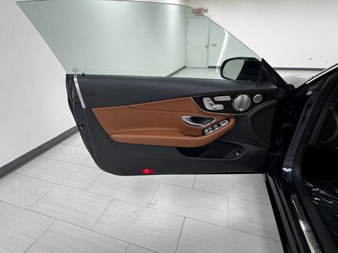Used 2018 Mercedes-Benz C 300 4MATIC Cabriolet image 17