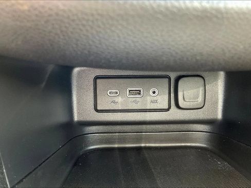 Used 2020 Chevrolet Equinox LT AWD/4WD image 17