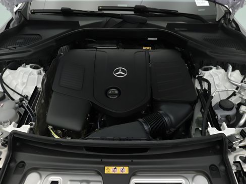 New 2026 Mercedes-Benz C 43 AMG 4MATIC Sedan image 24