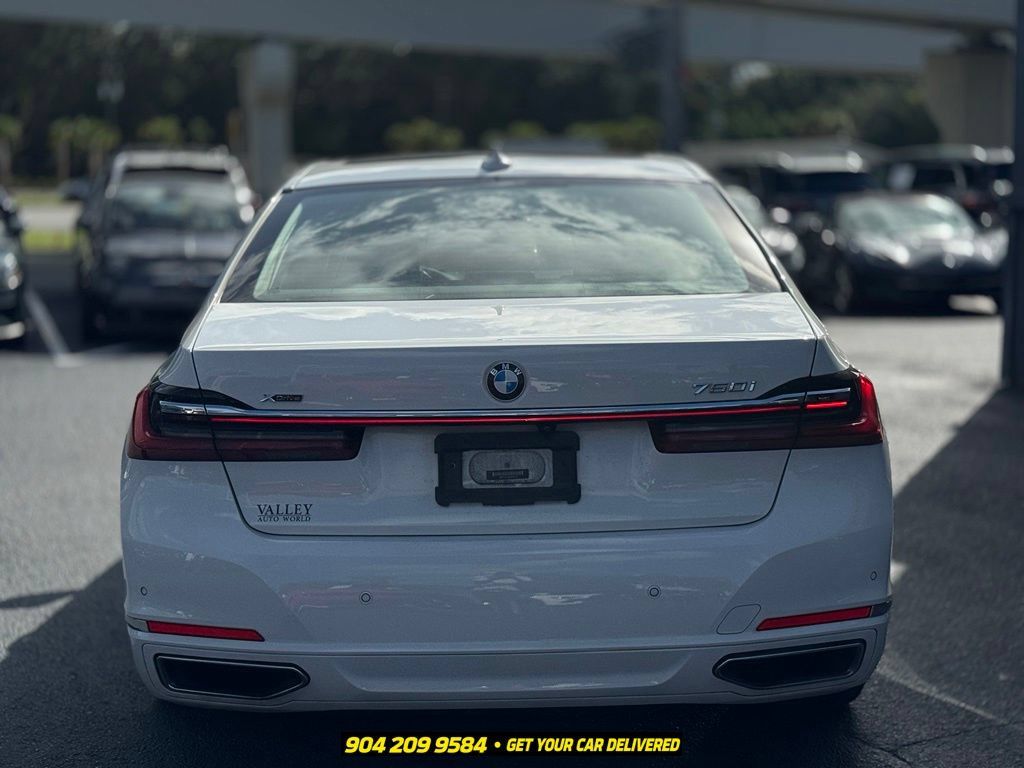 Used 2020 BMW 750i xDrive w/ Executive Package AWD/4WD image 5