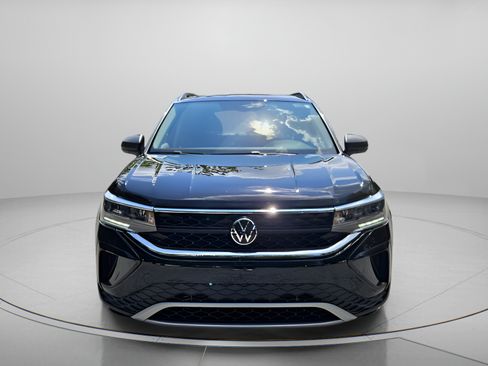 Used 2023 Volkswagen Taos S w/ Driver Assistance Package FWD image 8