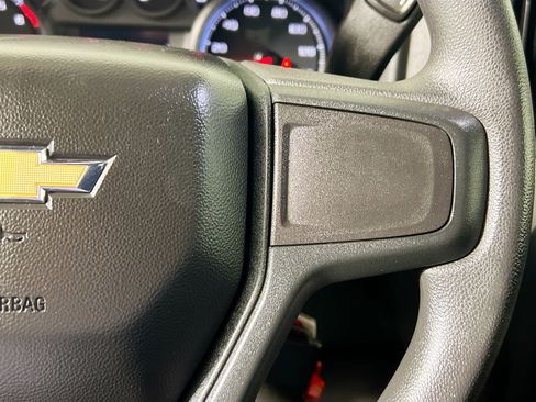 Used 2022 Chevrolet Silverado 1500 Custom image 19