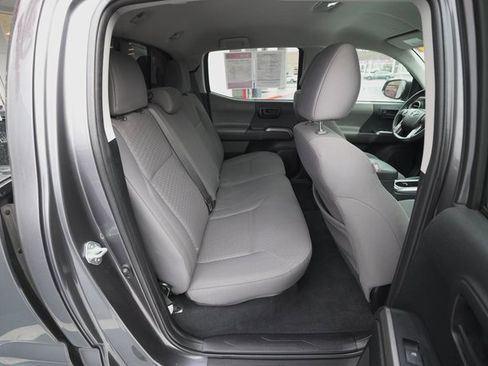 Certified 2022 Toyota Tacoma SR5 image 21