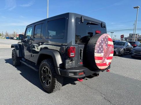 Used 2017 Jeep Wrangler Unlimited Rubicon image 9