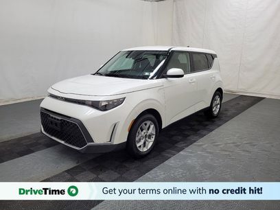 Used 2025 Kia Soul LX