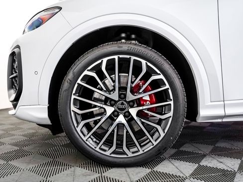 New 2025 Audi SQ5 Premium Plus image 6
