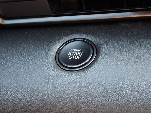 Certified 2026 Hyundai Elantra Sport FWD image 22