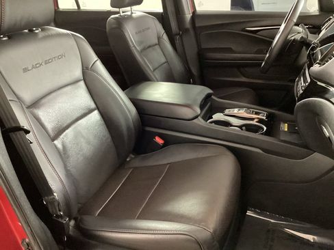 Used 2024 Honda Passport Black Edition image 20