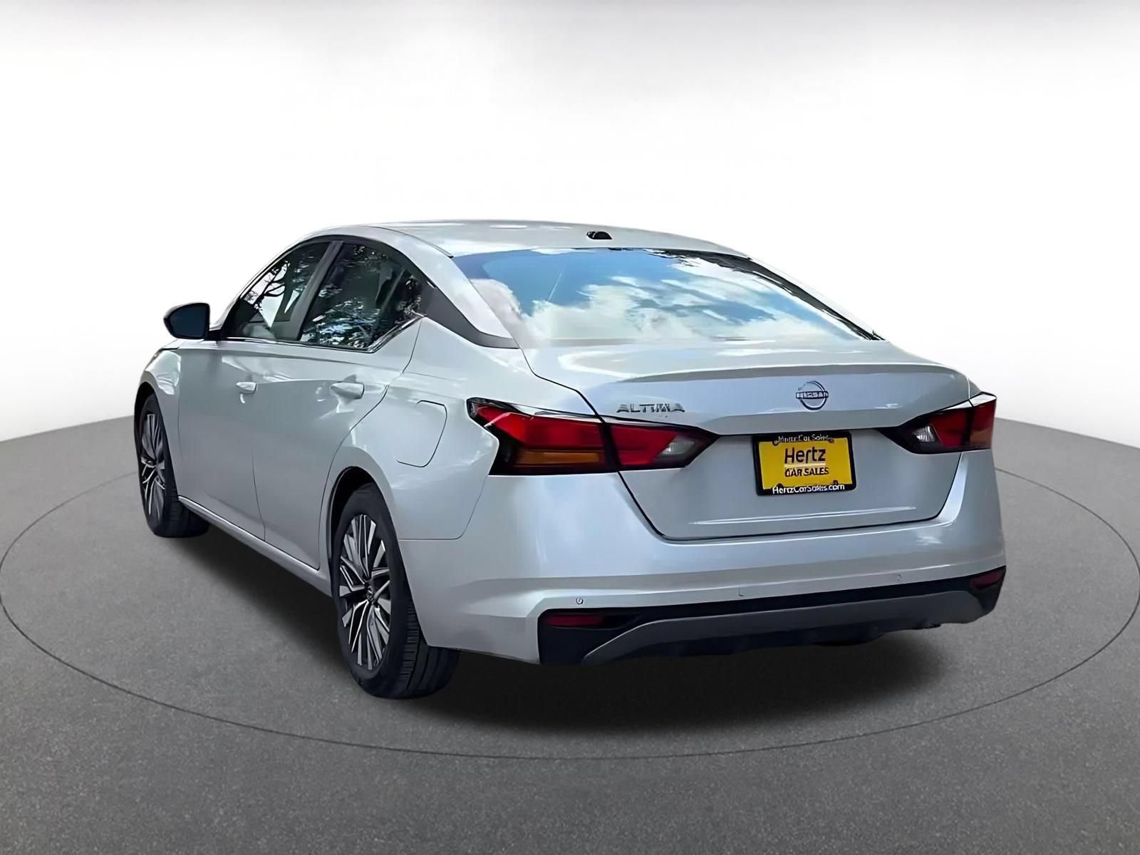 Used 2026 Nissan Altima 2.5 SV FWD image 10
