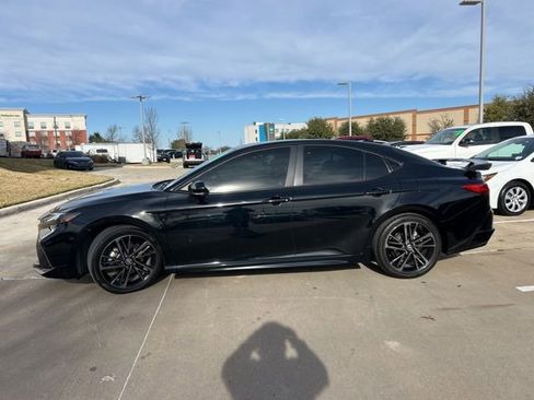 Used 2025 Toyota Camry XSE image 7