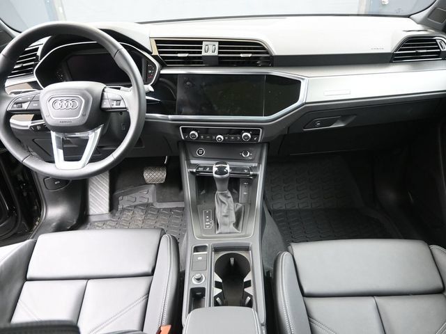 Used 2024 Audi Q3 2.0T Premium w/ Convenience Package AWD/4WD image 19