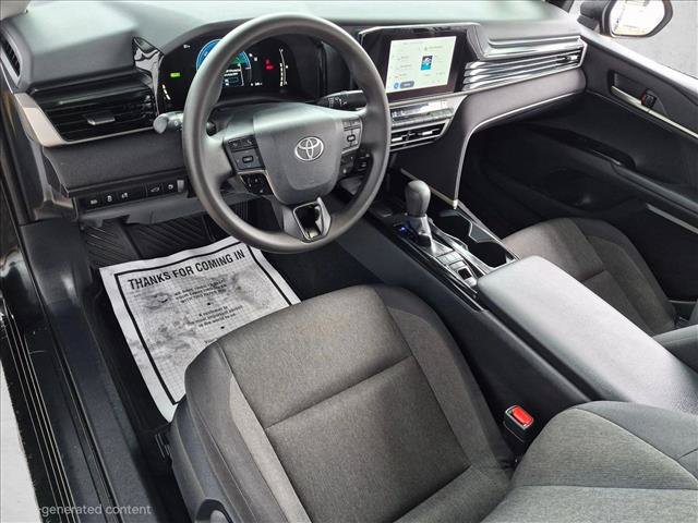 Used 2025 Toyota Camry LE FWD image 10
