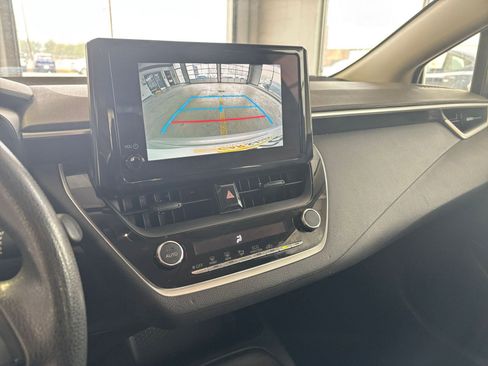 Used 2023 Toyota Corolla LE image 23