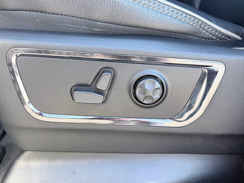 Used 2022 RAM 1500 Limited image 25