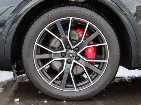 Used 2022 Audi SQ5 Prestige w/ Prestige Package image 13