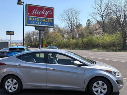 Used 2016 Hyundai Elantra SE