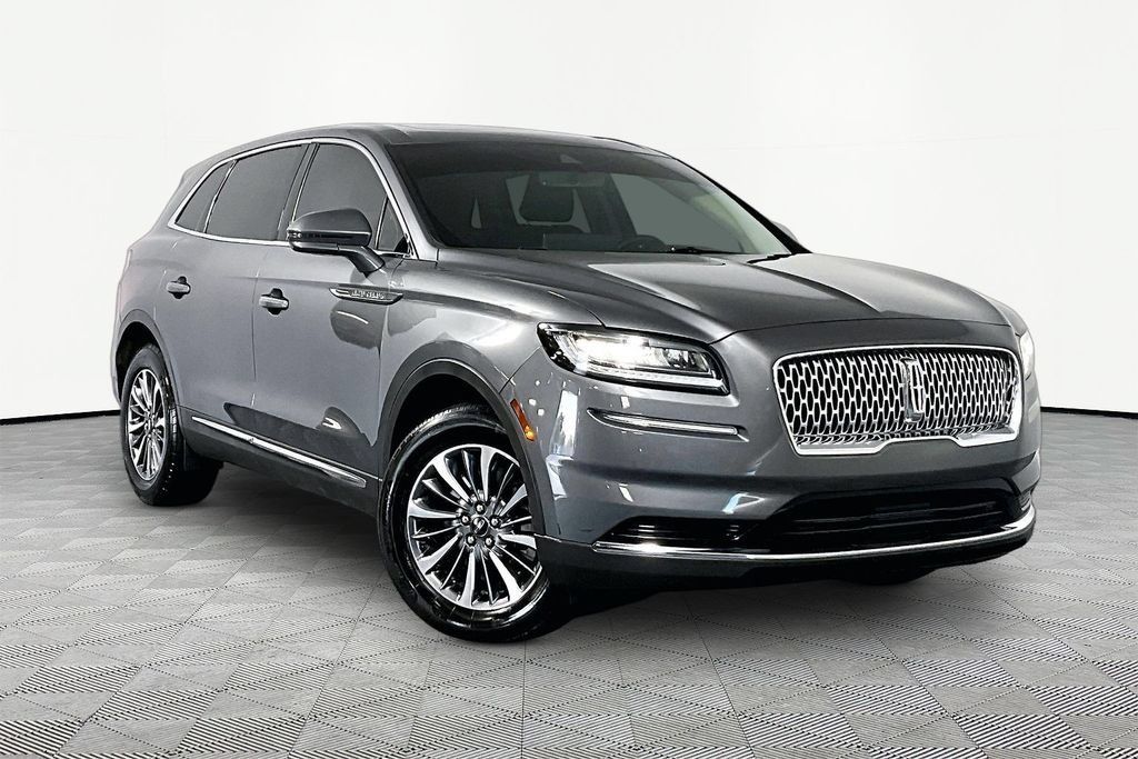 Used 2023 Lincoln Nautilus Reserve FWD image 1