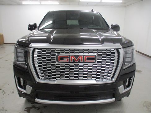 Certified 2024 GMC Yukon Denali w/ Advanced Technology Package AWD/4WD image 2