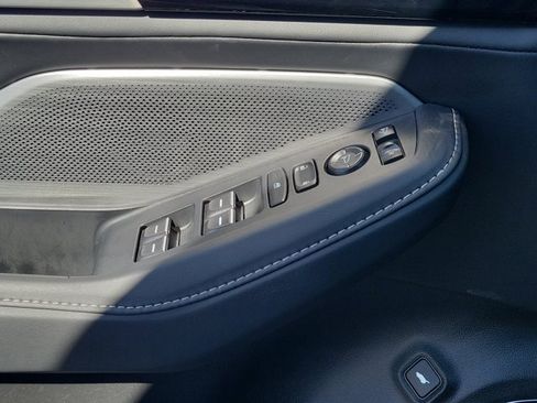 Certified 2025 Acura MDX w/ Technology Package image 26