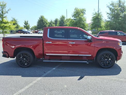 Certified 2023 Chevrolet Silverado 1500 High Country w/ High Country Premium Package AWD/4WD image 4