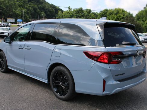 New 2026 Honda Odyssey Sport-L image 9