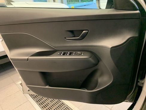 New 2026 Hyundai Kona SE image 21