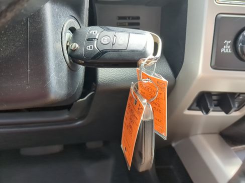 Used 2019 Ford F250 Lariat w/ Chrome Package AWD/4WD image 26