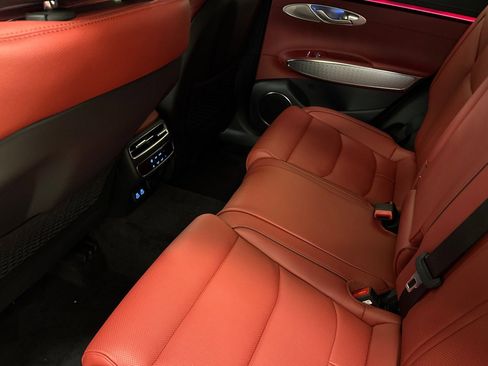 New 2026 Genesis GV70 2.5T Sport Prestige AWD/4WD image 12