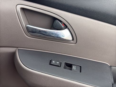 Used 2015 Honda Odyssey Touring image 18