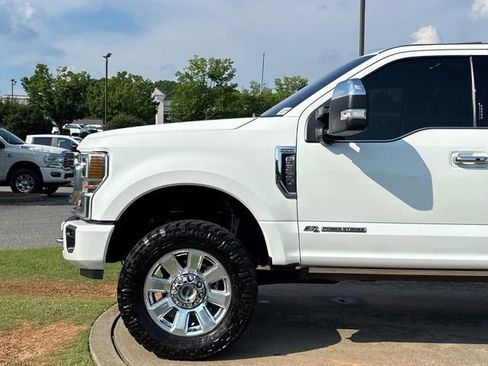 Used 2021 Ford F350 Platinum AWD/4WD image 12
