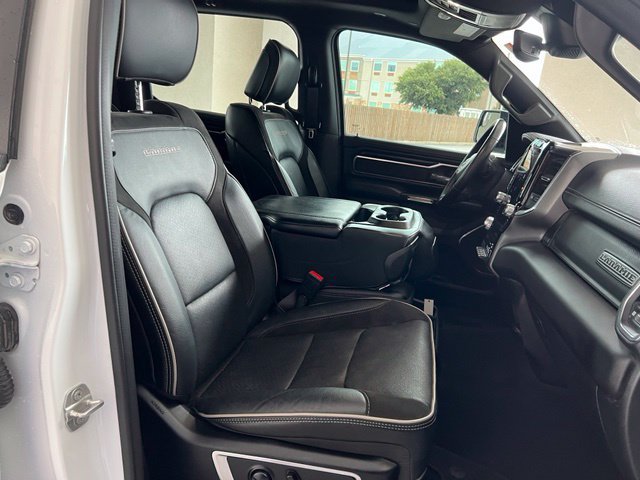 Used 2024 RAM 1500 Laramie AWD/4WD image 19