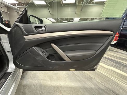 Used 2012 INFINITI G37 x w/ Premium Pkg image 36