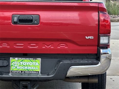 Used 2022 Toyota Tacoma SR5 image 6