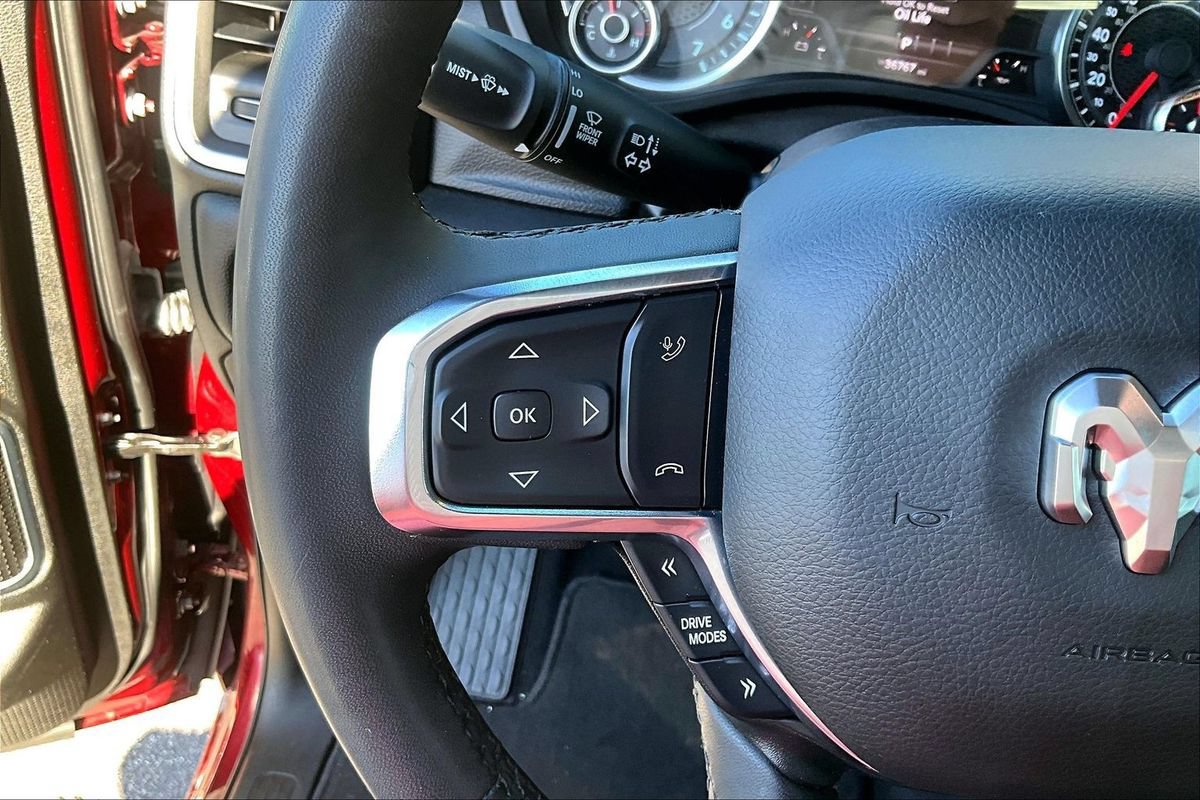 Used 2025 RAM 1500 Laramie AWD/4WD image 12