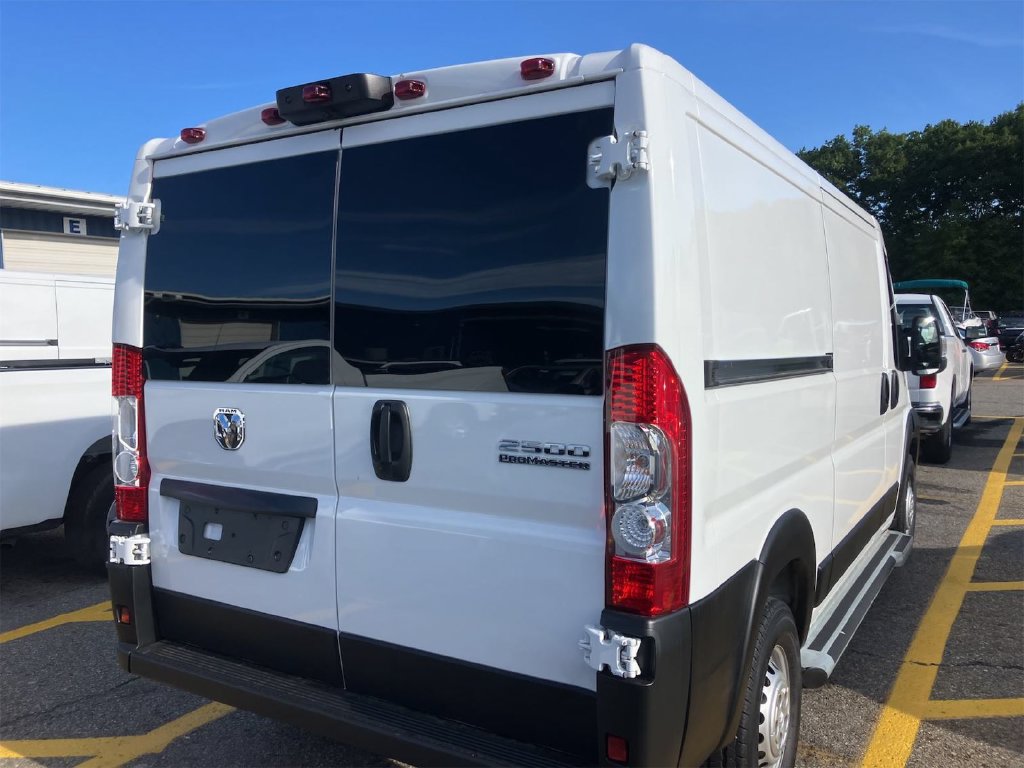 Used 2025 RAM ProMaster 2500 w/ U-Haul Equipment Group FWD image 2