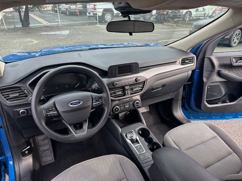 Used 2020 Ford Escape S image 18