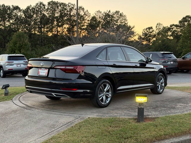 Used 2019 Volkswagen Jetta R-Line w/ R-Line Cold Weather Package FWD image 6