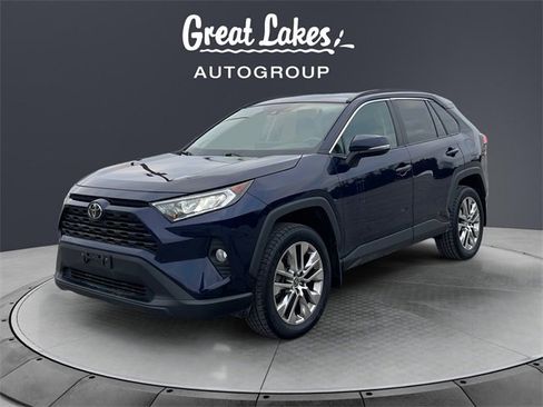 Used 2021 Toyota RAV4 XLE Premium image 1